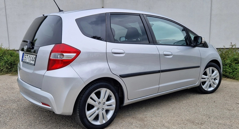 Honda Jazz cena 31900 przebieg: 154800, rok produkcji 2012 z Międzylesie małe 781